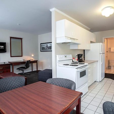 Sandman Hotel & Suites Williams Lake Extérieur photo
