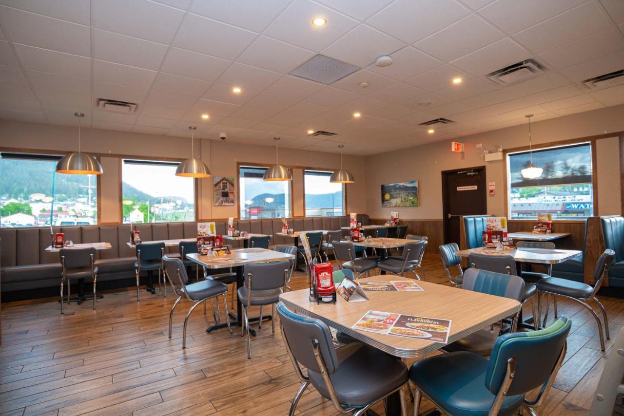 Sandman Hotel & Suites Williams Lake Extérieur photo
