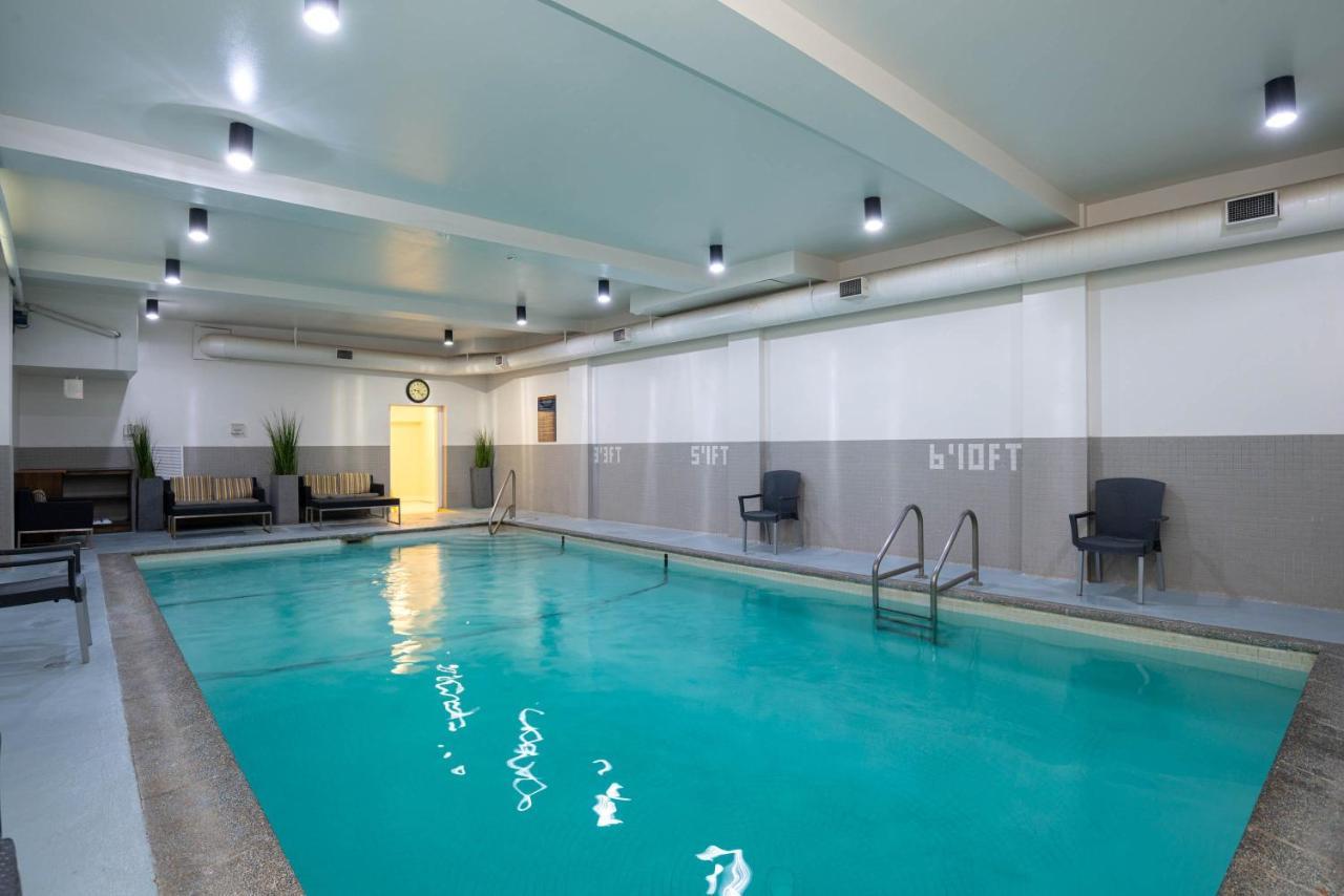 Sandman Hotel & Suites Williams Lake Extérieur photo